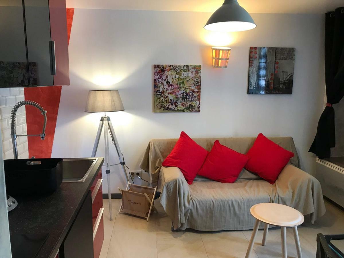 Les Lodges Du Canal Vue Sur Le Canal Rogny Exterior foto